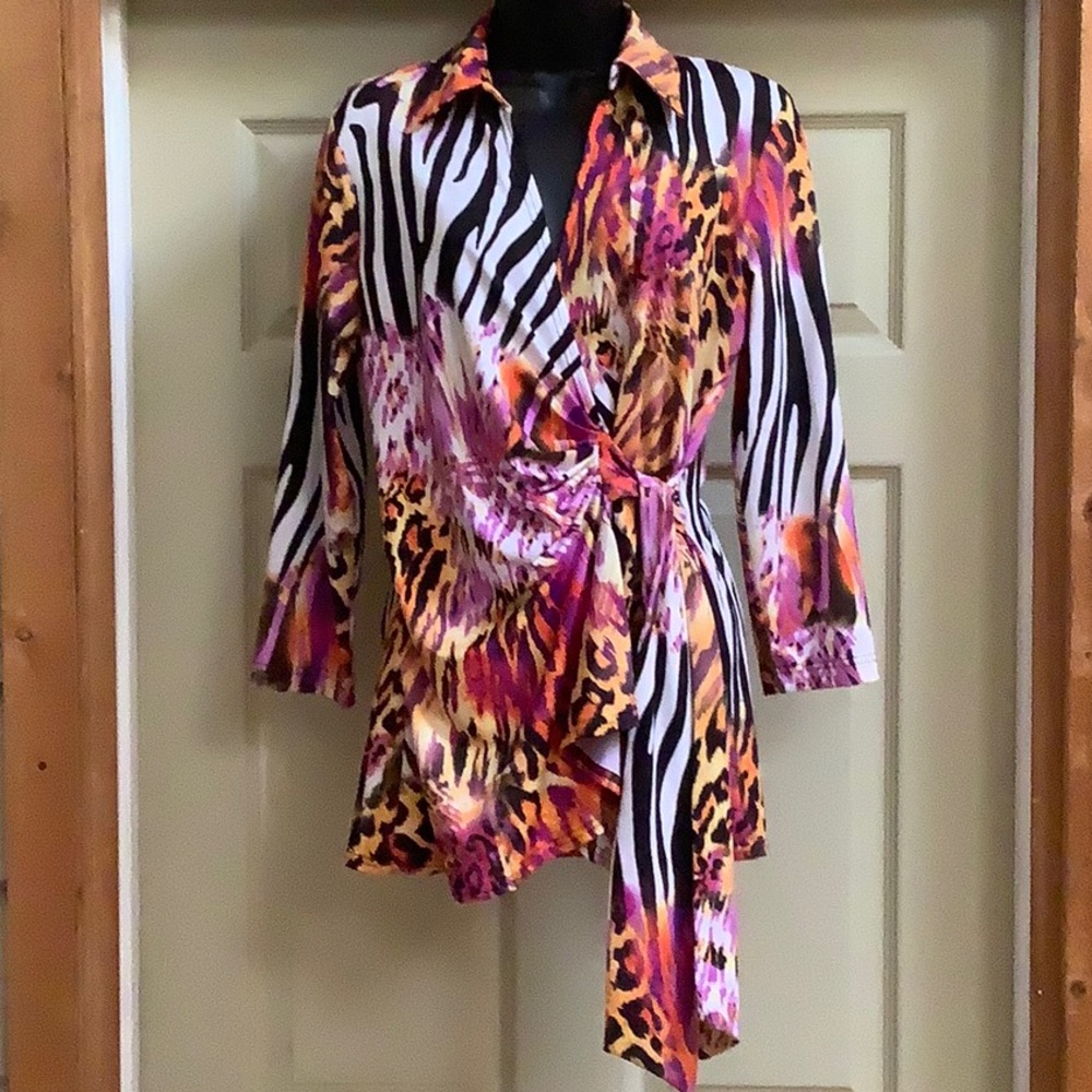 Max & Rina colorful animal print wrap top